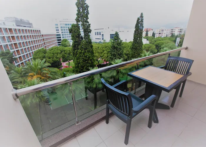 Karaca Hotel