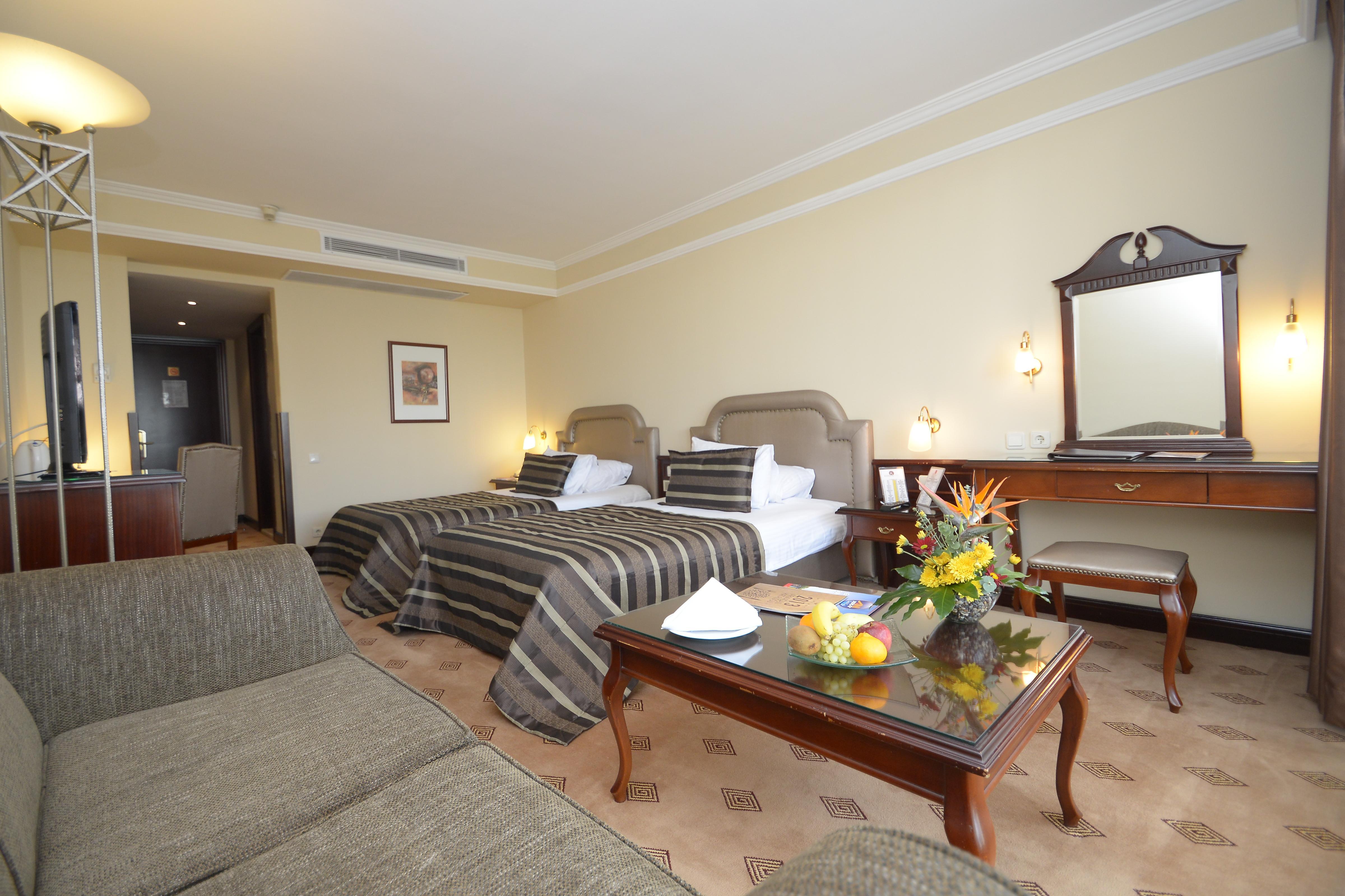 Hotel Karaca 4*
